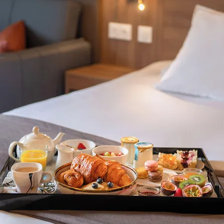 Golden Tulip Dieppe & 4* Saint-Aubin-sur-Scie