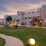 Golden Tulip Dieppe & 锡河边的圣奥班