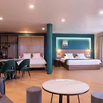 酒店 Golden Tulip Dieppe & 锡河边的圣奥班