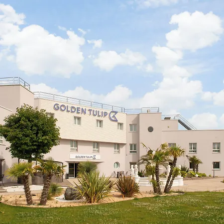 Golden Tulip Dieppe & 锡河边的圣奥班